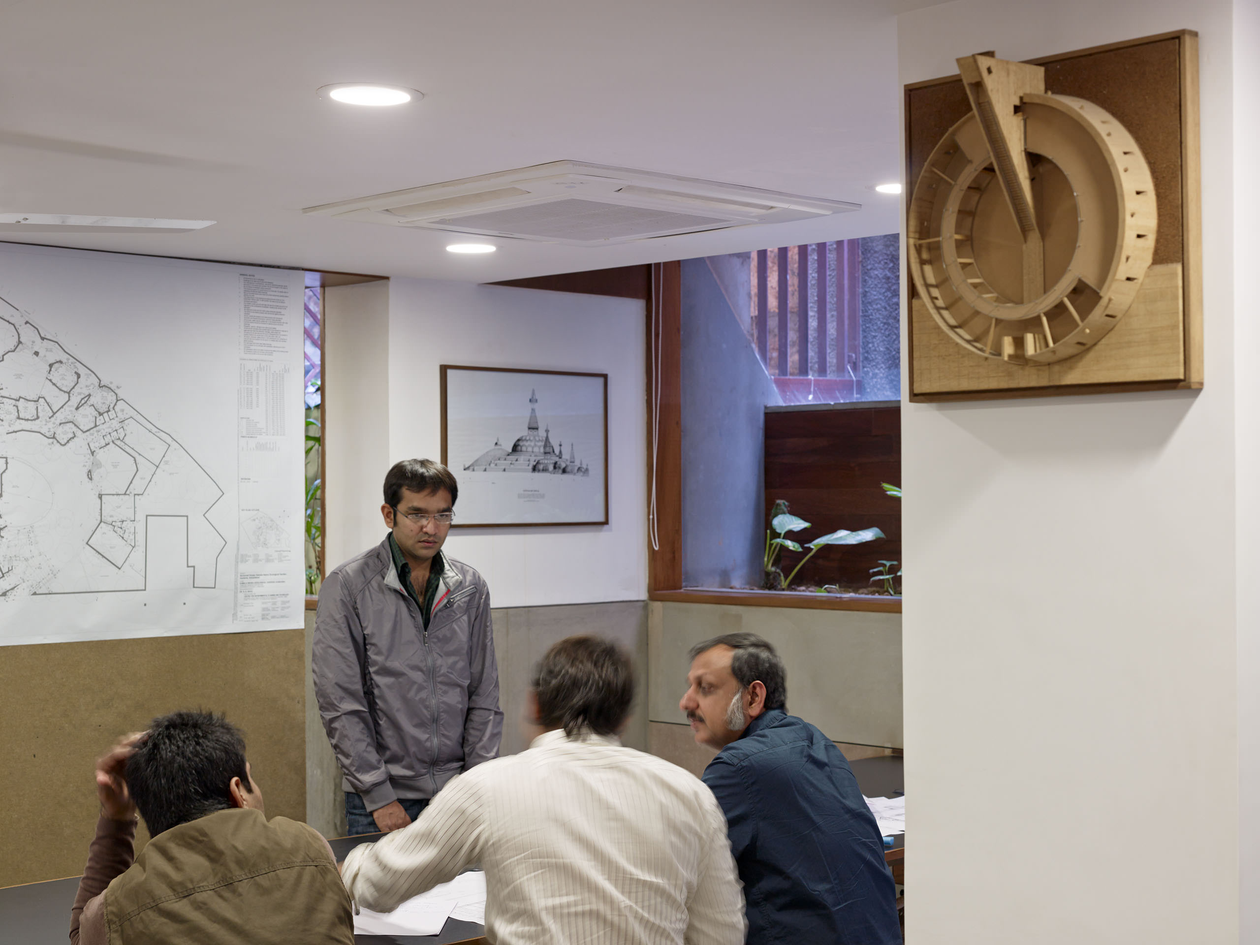 E14491 Alpa 042413 j2560